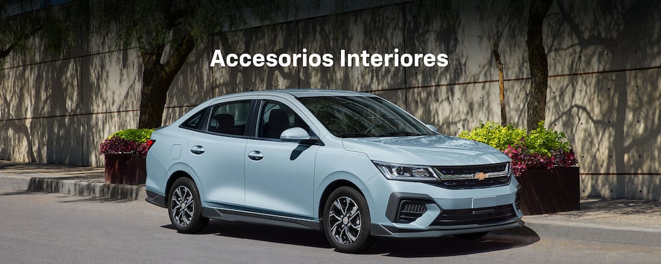 Conoce los accesorios internos para protección y estética de tu nuevo auto tipo sedán originales de Chevrolet Aveo 2025